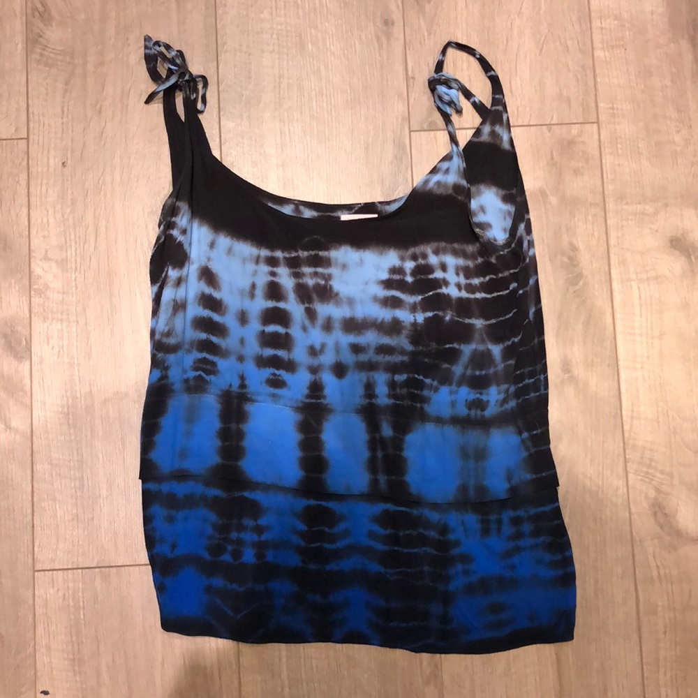 The dye tank top